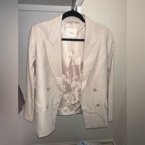 Aritzia Wilfred Blazer